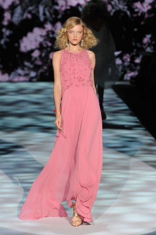 Illustration for article titled Badgley Mischka's Collection Is Perfect...If You're A Society Bride Or YSL Muse, That Is.